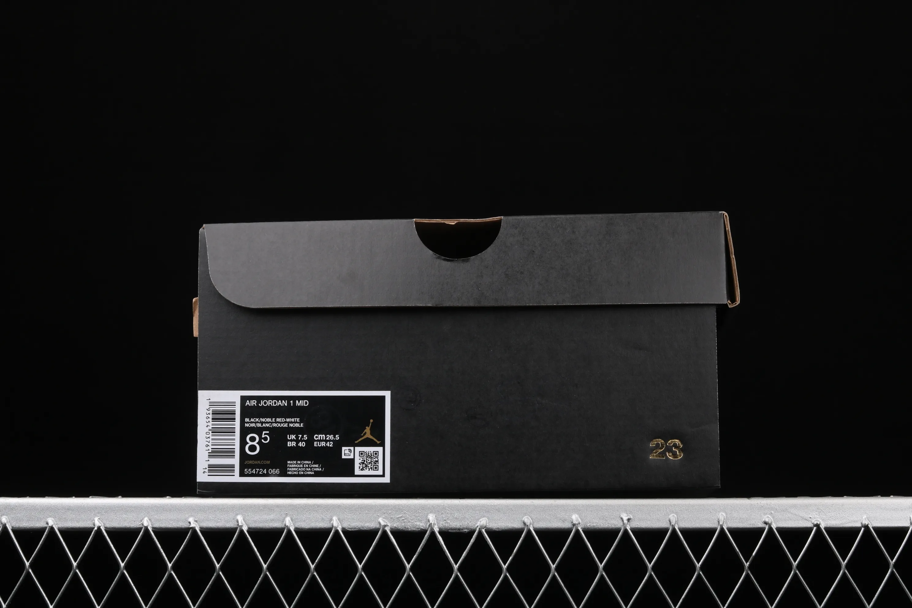 All categories Air Jordan Jordan series basketball shoes Air Jordan 1 Mid Air Jordan 1 Mid AJ1 Joe 1 black and red toe Zhongbang series basketball shoes 554724-066